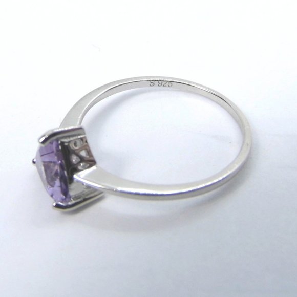 1.20 ct Trillion AMETHYST Solitaire Silver Ring 8 - Picture 8 of 11